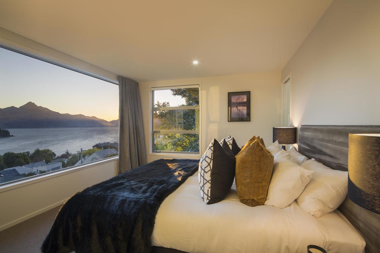 Lakefront Luxury By Amazing Accom Queenstown Buitenkant foto