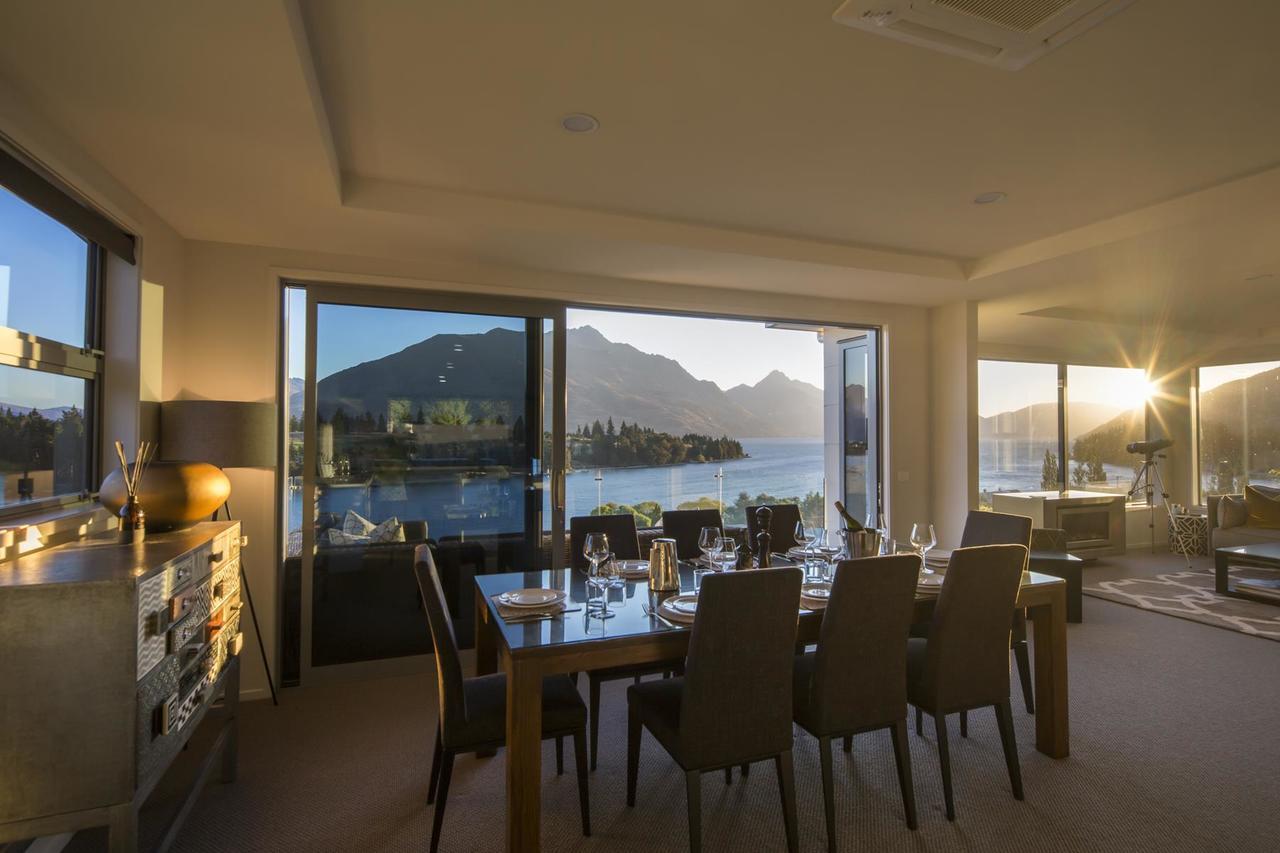 Lakefront Luxury By Amazing Accom Queenstown Buitenkant foto
