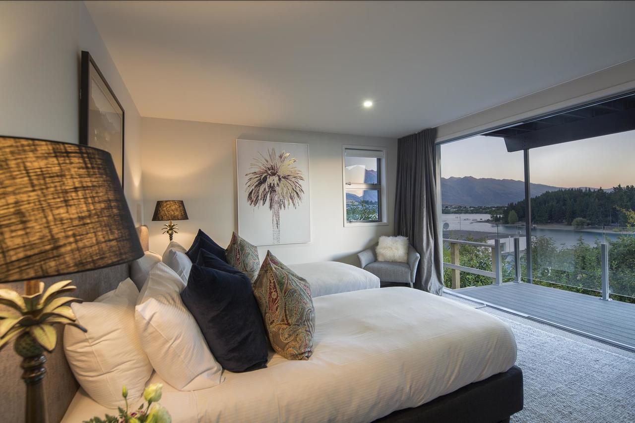 Lakefront Luxury By Amazing Accom Queenstown Buitenkant foto
